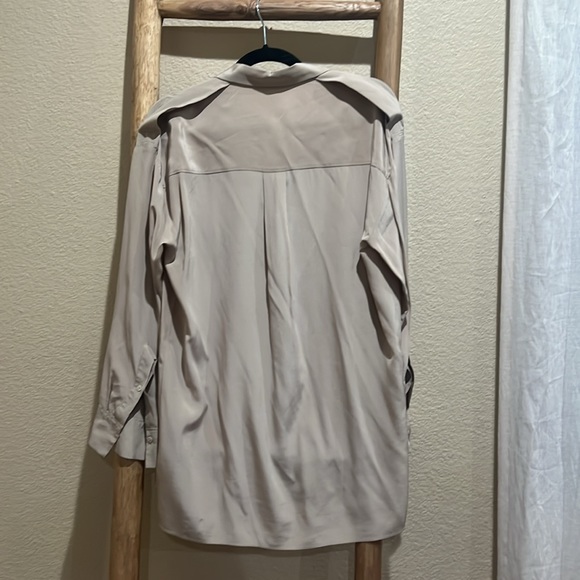 Aritzia Babaton Camel Blouse - Picture 4 of 5